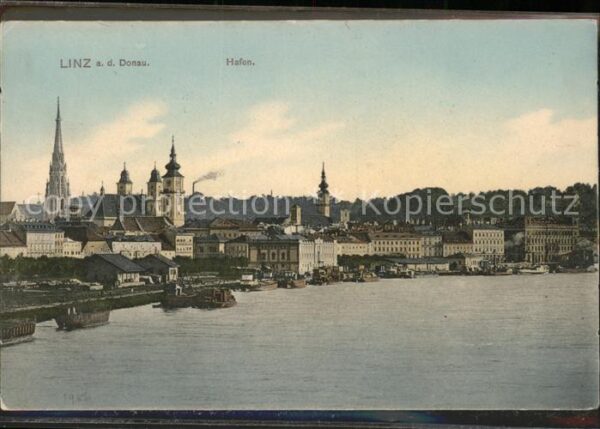 Linz Donau Hafen Schiff Dom