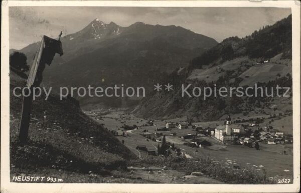 Neustift Stubaital Tirol Ortsansicht Wegkreuz