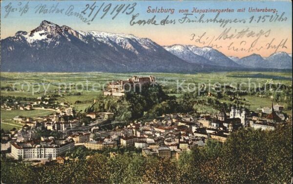 Salzburg Oesterreich Stadtblick vom Kapuzinergarten mit Fest