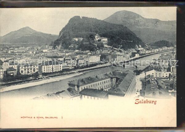 Salzburg Oesterreich Staatsbrücke Altstadt mit Festung Hohen