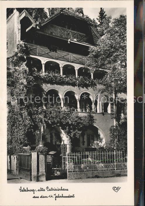 Salzburg Oesterreich Altes Patrizierhaus 14 Jhdt