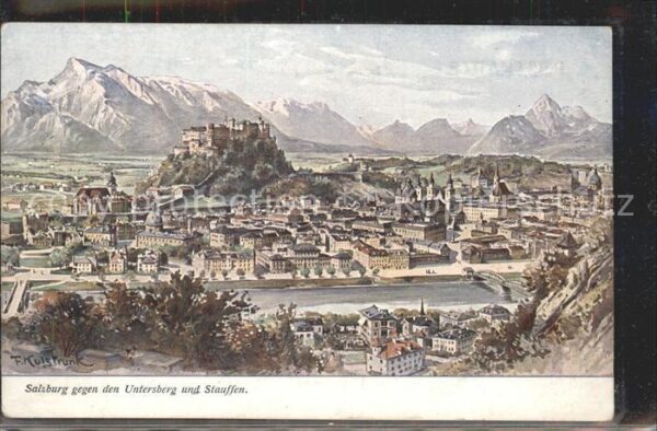 Salzburg Oesterreich Stadtblick mit Festung Hohensalzburg Un