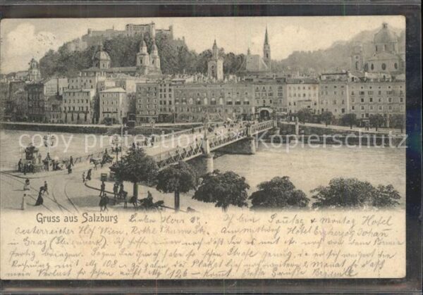Salzburg Oesterreich Staatsbrücke Altstadt mit Festung Hohen