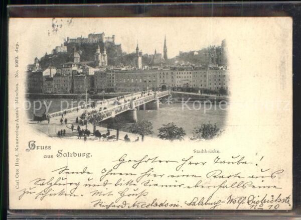 Salzburg Oesterreich Staatsbrücke Altstadt mit Festung Hohen