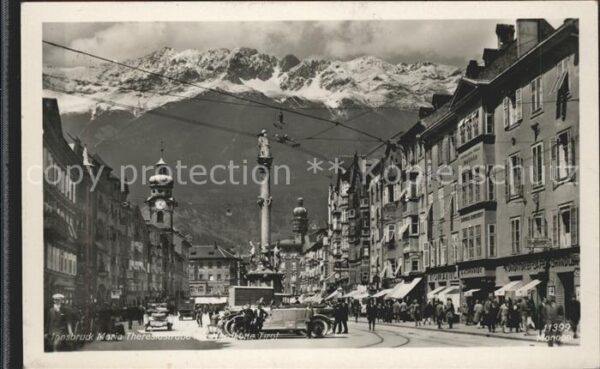 Innsbruck Maria Theresiastrasse Säule Autos