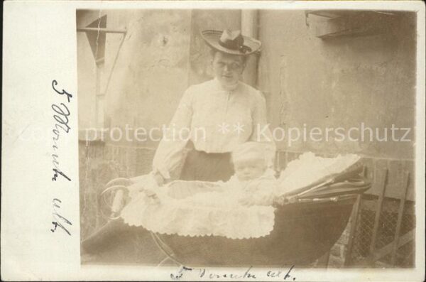 Kinderwagen Baby Mutter