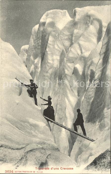 Berge Natur Traversee d une Crevasse