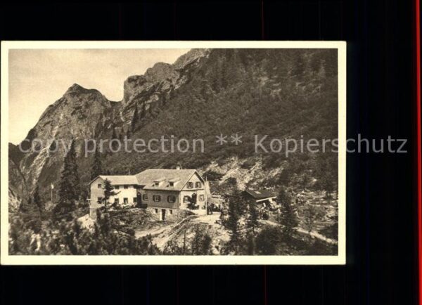 Garmisch-Partenkirchen Höllentalhütte gegen Hupfleitenjoch Ber
