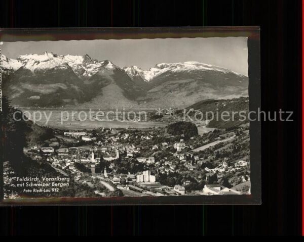 Feldkirch Vorarlberg Gesamtansicht mit Schweizer Bergen Alpe