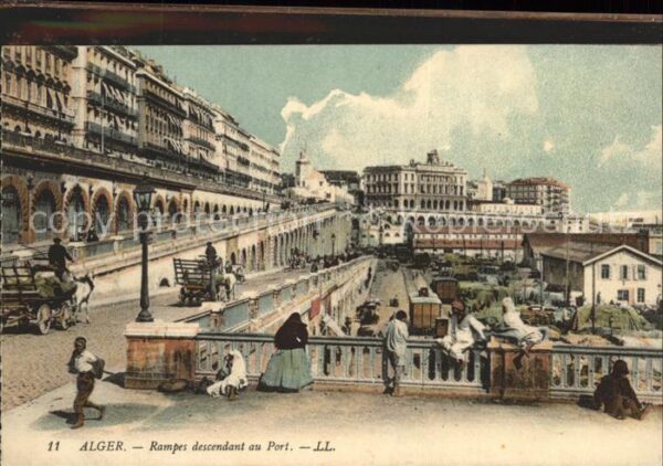 Alger Algerien Rampes descendant au Port