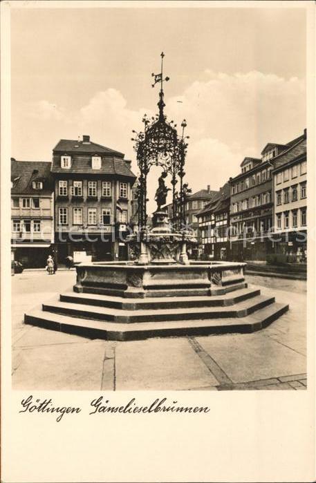 Goettingen Niedersachsen Gänseliesebrunnen