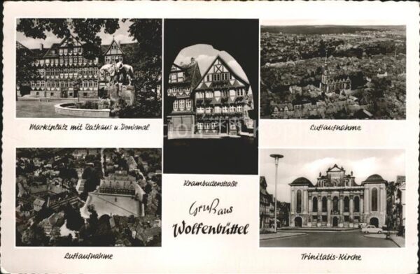 Wolfenbuettel Marktplatz mit Rathaus u.Denkmal