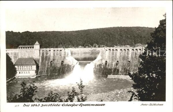 Edersee Edersee-Sperrmauer zerstörte im Jahre 1