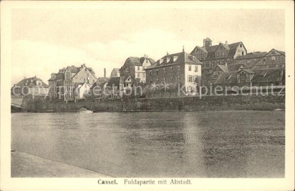 Kassel Fuldapartie mit Altstadt