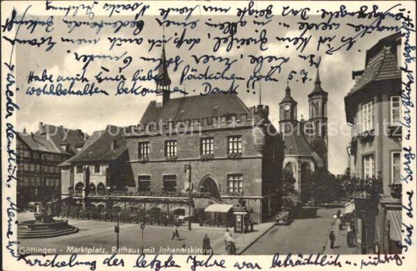 Goettingen Niedersachsen Marktplatz Rathaus mit Johanniskirche