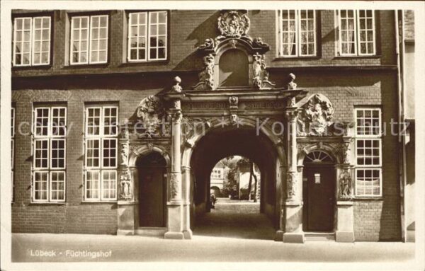 Luebeck Füchtingshof Portal