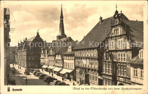 Hameln Weser Osterstrasse mit Hochzeitshaus Serie Au