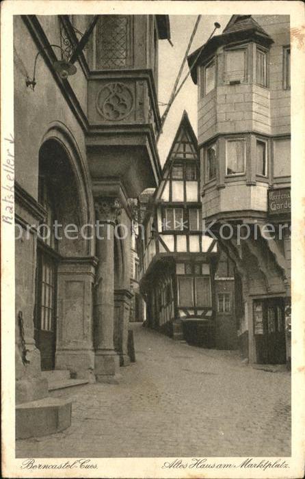 Bernkastel-Kues Altes Haus Marktplatz