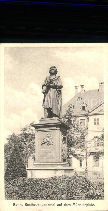Bonn Rhein Beethovendenkmal auf dem Münsterplatz