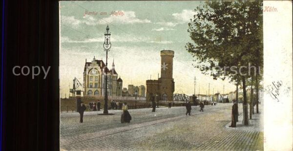 Koeln Rhein Partie am Hafen