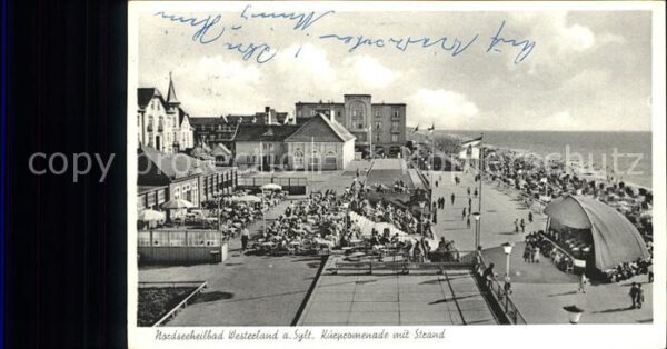 Westerland Sylt Kurpromenade mit Strand