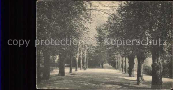 Kiel Wasserallee im Schloßgarten