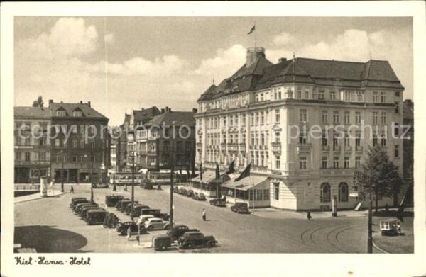 Kiel Hansa-Hotel mit div.Oldtimern