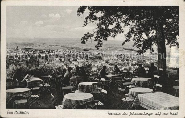 Bad Nauheim Terrasse des Johannisberges mit Blick a