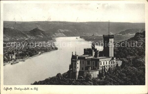 Koblenz Rhein Schloß Stolzenfels mit Blick auf den Rh