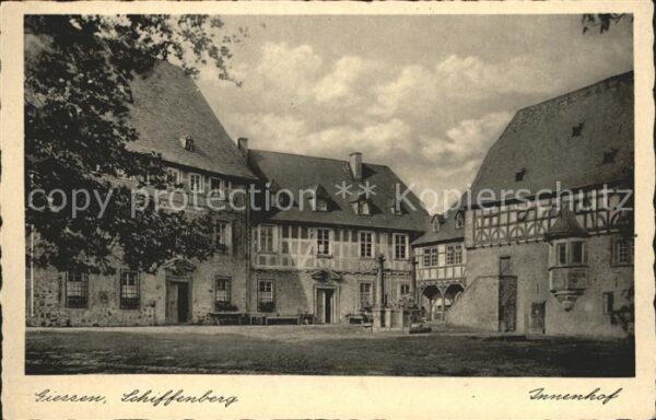 Giessen Lahn Innenhof vom Schiffenberg (Feldpost)