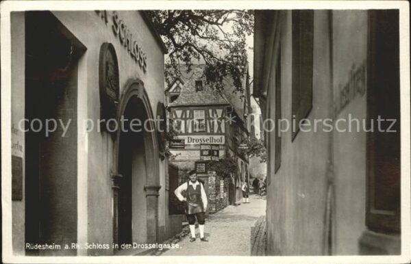 Ruedesheim Rhein Drosselgasse