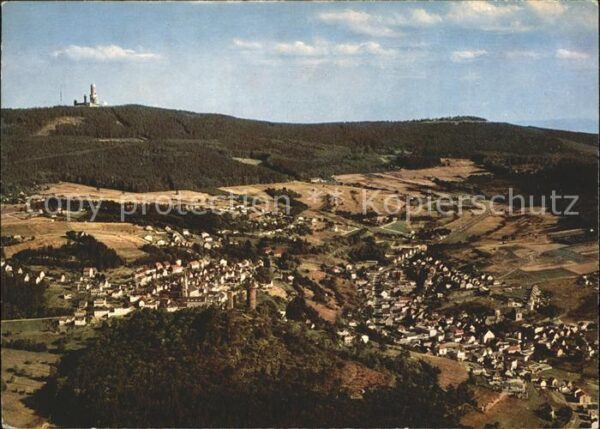 Niederreifenberg mit Oberreifenberg mit grossem Feldberg