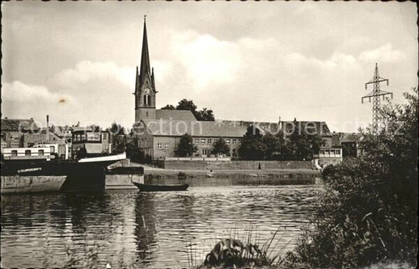 Doernigheim Mainpartie mit Kirche