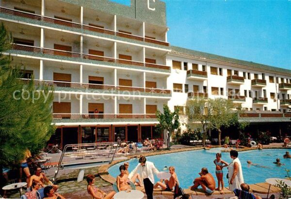 Calafell Hotel Canada Piscina y jardin