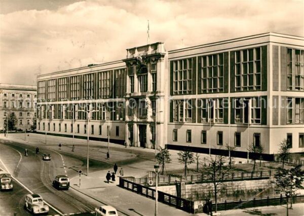 Berlin Gebäude Staatsrat DDR