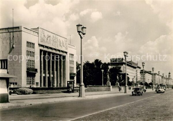 Berlin Stalinallee Zentraler Klub der Jugend u