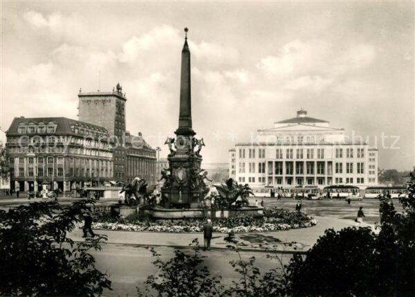 Leipzig Karl Marx Platz mit Opernhaus