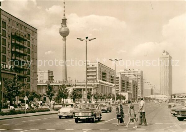 Berlin Karl Marx Alle mit Interhotel Stadt Ber