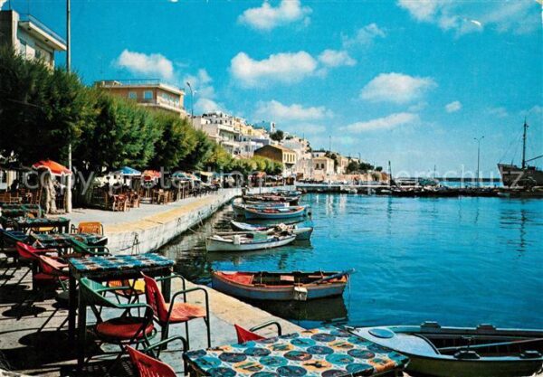 Sitia Hafenpartie