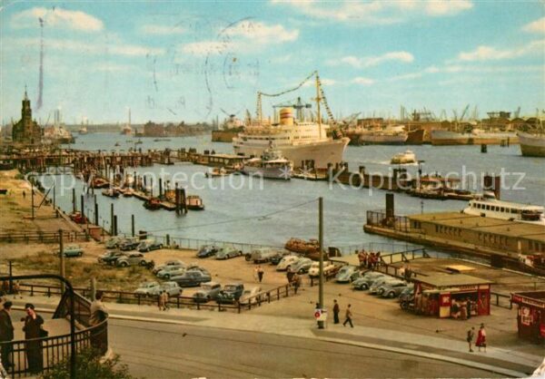Hamburg Passagierschiff Überseebrücke