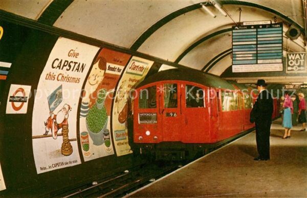 U-Bahn Subway Underground Metro Tube Train Piccadilly Circus Station Lo