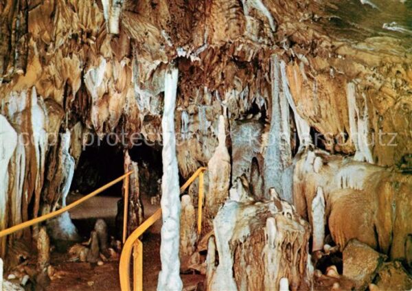 Hoehlen Caves Grottes Dechenhöhle