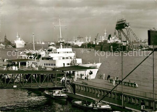 Schiffe Ships Navires Bunte Kuh Hamburg St. Pauli-Landungsbrü