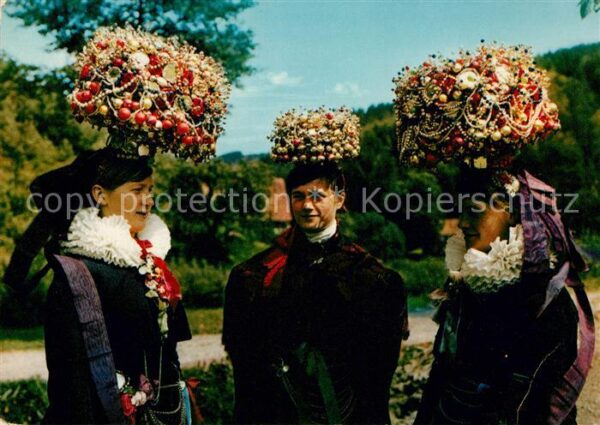 Trachten Schwarzwald Schäppelmädchen Brauttracht