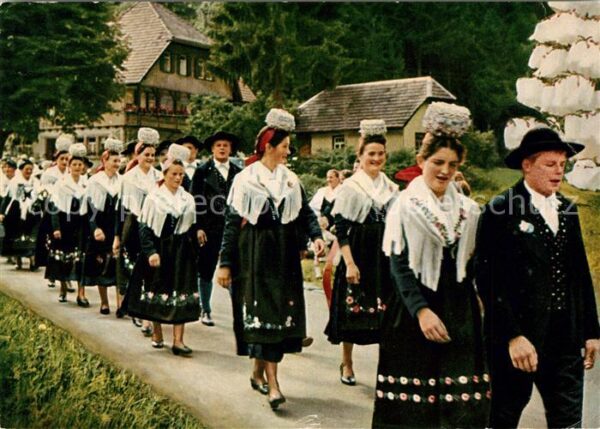 Trachten Schwarzwald Festzug Wolftal