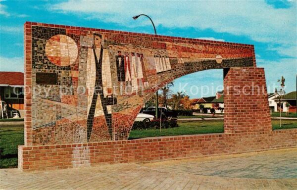 Alberta  Medicine Hat Mosaic Arch