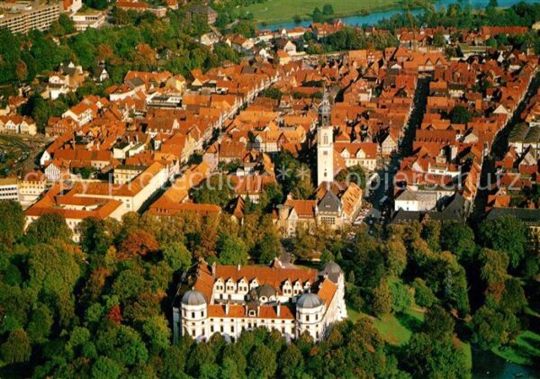 Celle Niedersachsen Schlossblick mit hist Stadtkern Flieger