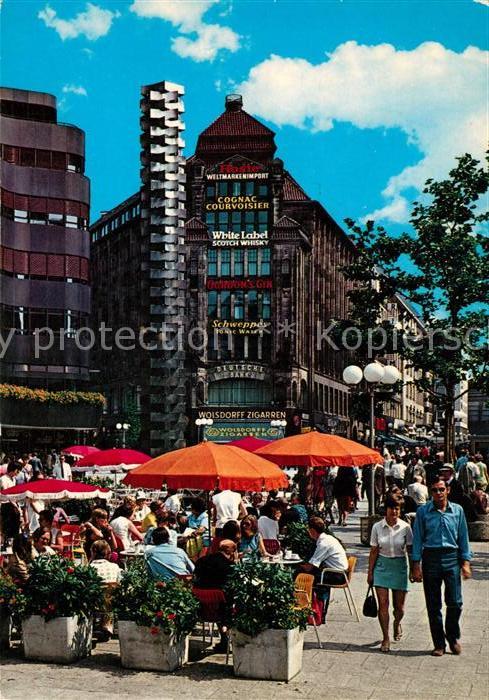 Hamburg Am Mönckebergbrunnen