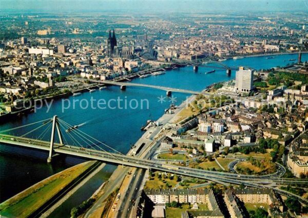 Koeln Rhein Fliegeraufnahme Dom Hohenzollernbrücke