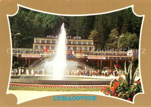 Luhacovice Spolecensky dum Springbrunnen